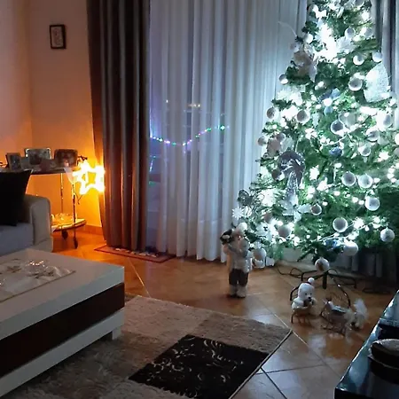 Vala Apartment *